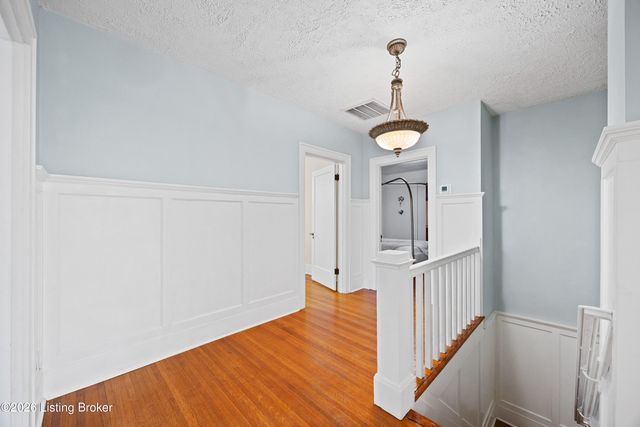 4569 S 2nd St, Louisville, KY 40214