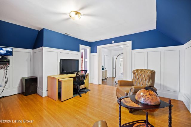 4569 S 2nd St, Louisville, KY 40214