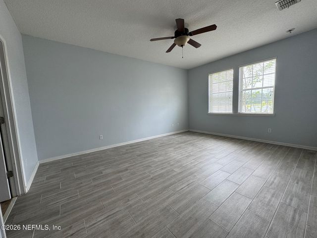 6430 HUNTSCOTT Place, Jacksonville, FL 32258