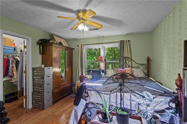 140 Lakeside Drive, Kennesaw, GA 30144