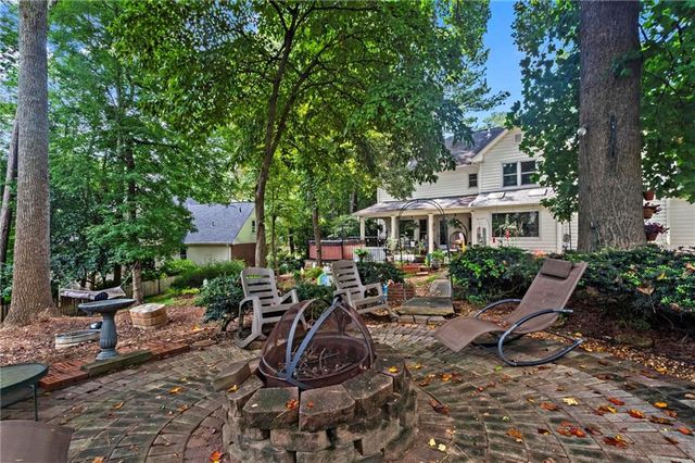 140 Lakeside Drive, Kennesaw, GA 30144
