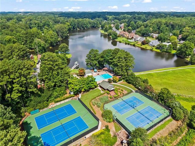 140 Lakeside Drive, Kennesaw, GA 30144