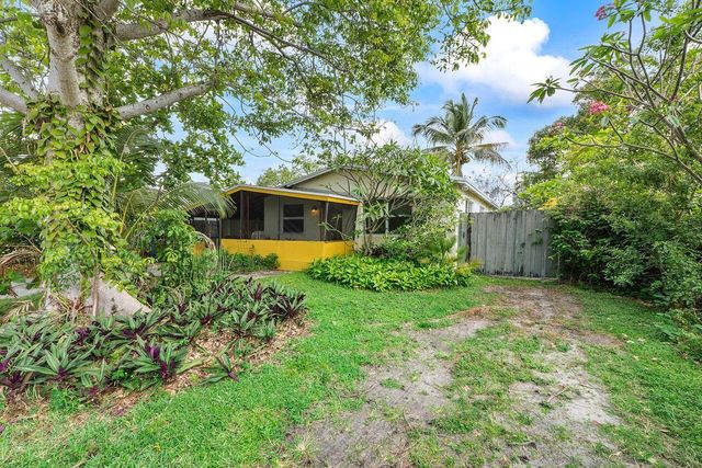 111 NE 57th Street, Oakland Park, FL 33334