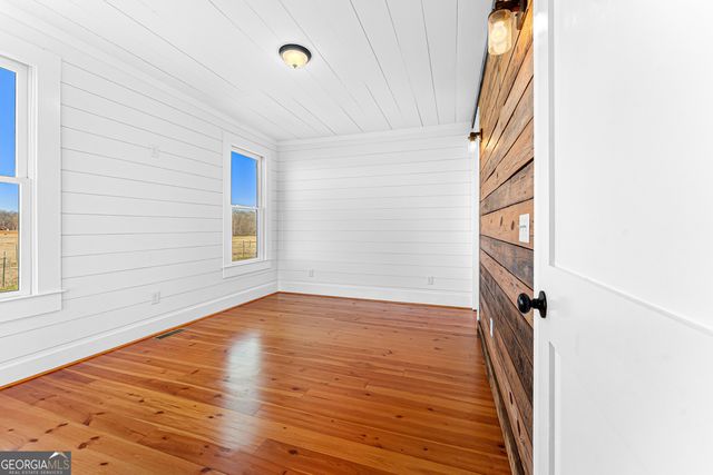 8144 Highway 98 W, Commerce, GA 30530