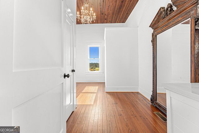 8144 Highway 98 W, Commerce, GA 30530