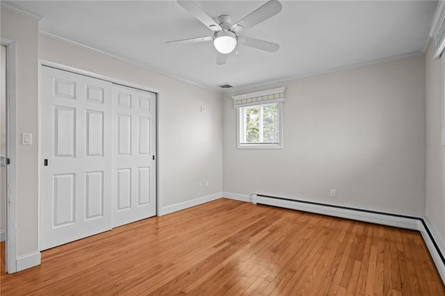 4 Philips Street, Middletown, RI 02842