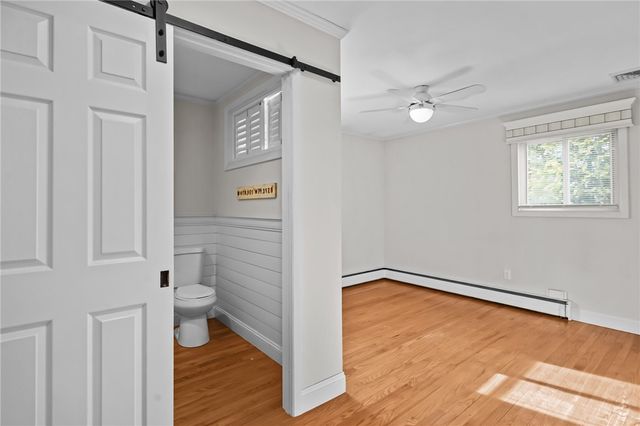 4 Philips Street, Middletown, RI 02842