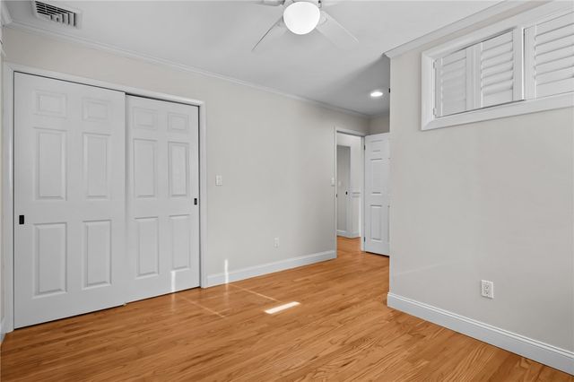 4 Philips Street, Middletown, RI 02842