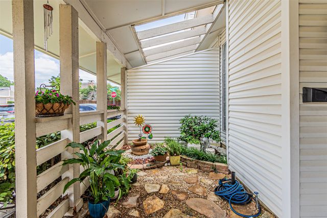 2654 Via Catalina, Carrollton, TX 75006