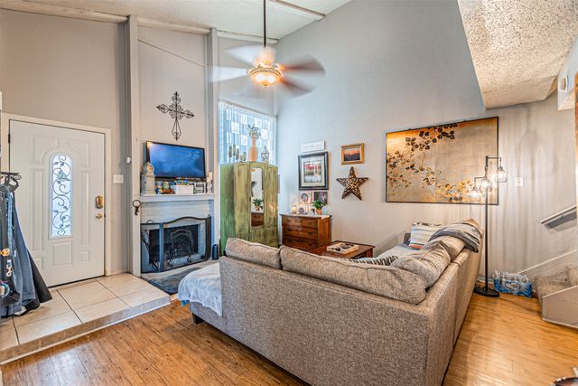 2654 Via Catalina, Carrollton, TX 75006
