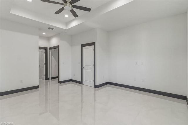 442 Mercedes CT, Lehigh Acres, FL 33972