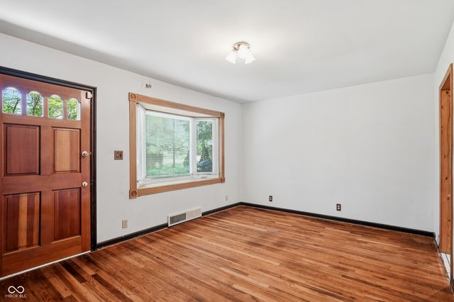 6601 W 71st Street, Indianapolis, IN 46278