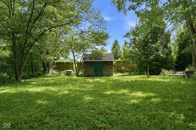 6601 W 71st Street, Indianapolis, IN 46278