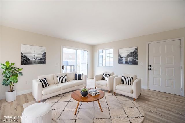 5310 Portavilla Court 102, Las Vegas, NV 89122