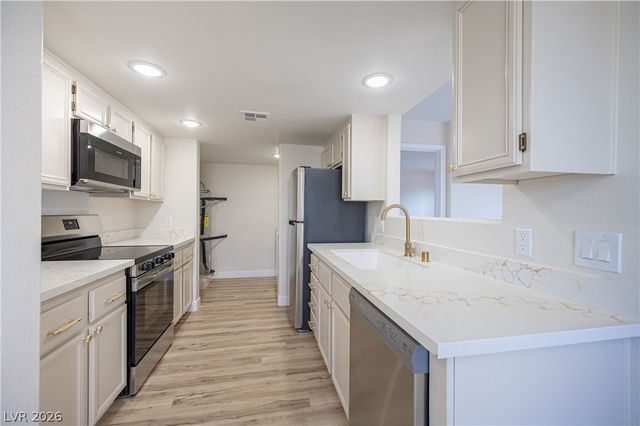5310 Portavilla Court 102, Las Vegas, NV 89122