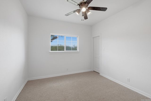 124 Majestic Oaks Dr, Boerne, TX 78006
