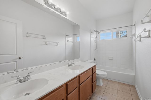 124 Majestic Oaks Dr, Boerne, TX 78006