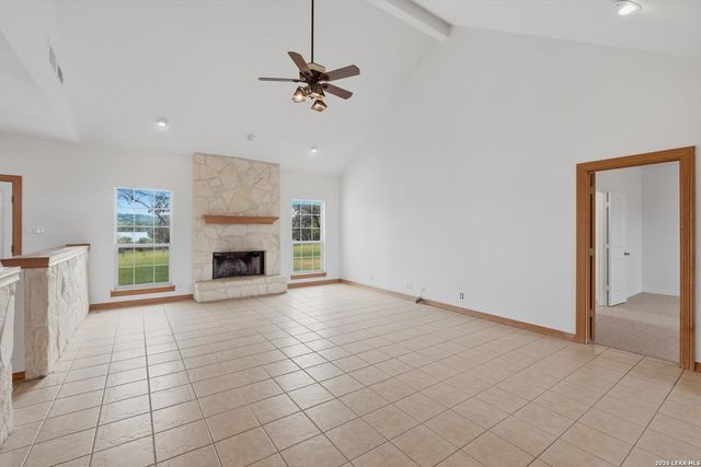 124 Majestic Oaks Dr, Boerne, TX 78006