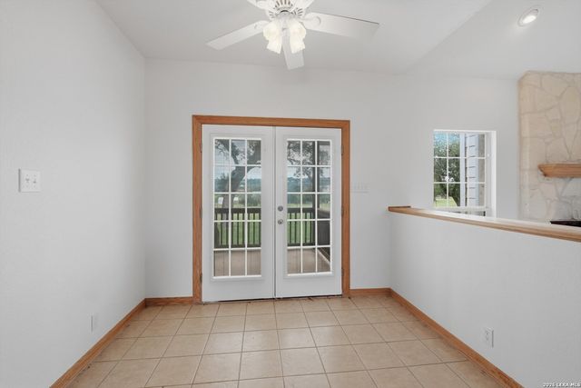 124 Majestic Oaks Dr, Boerne, TX 78006