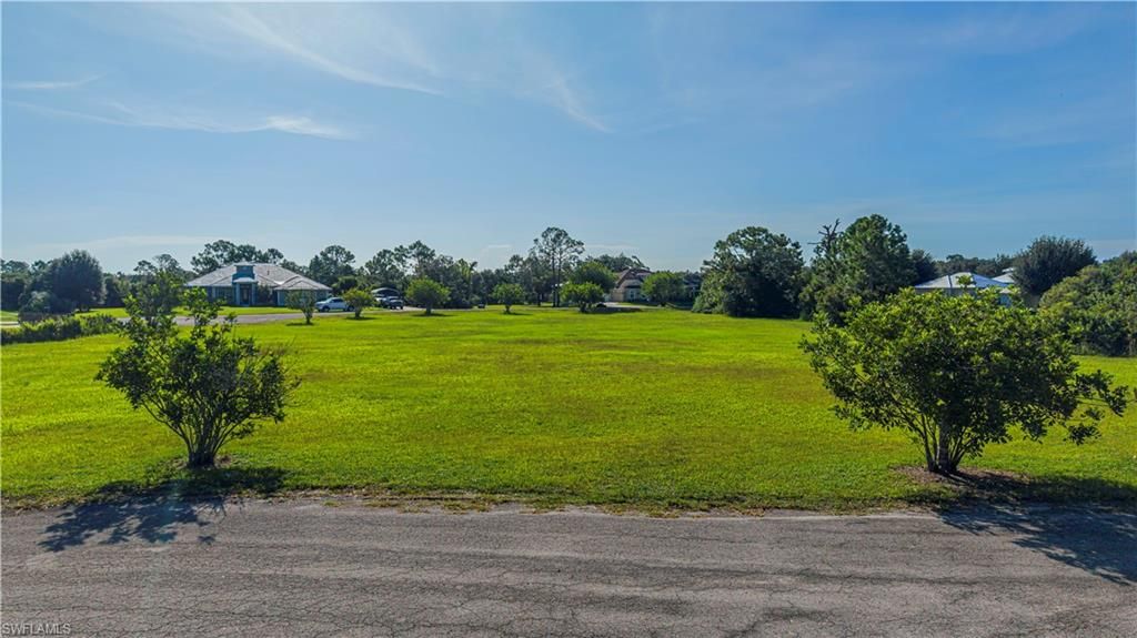 18900 Creek Bridge CT, ALVA, FL 33920 — photo 2