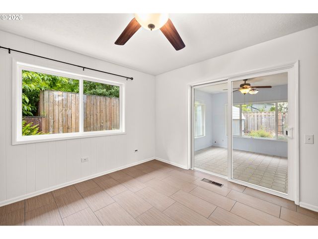 2251 Ne 132ND Ave, Portland, OR 97230