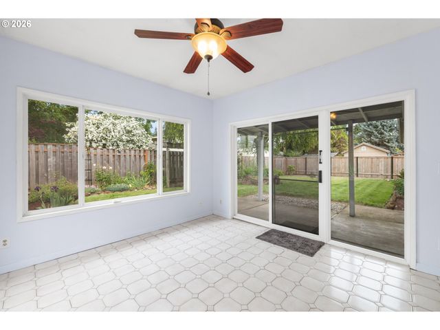2251 Ne 132ND Ave, Portland, OR 97230