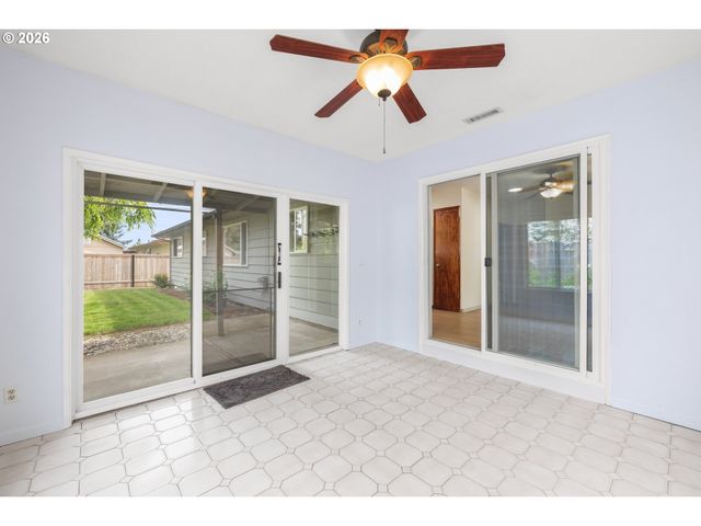 2251 Ne 132ND Ave, Portland, OR 97230