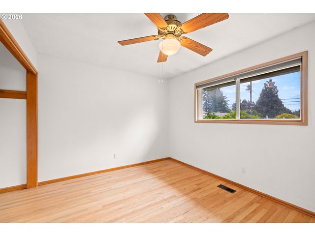 2251 Ne 132ND Ave, Portland, OR 97230