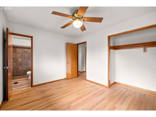 2251 Ne 132ND Ave, Portland, OR 97230