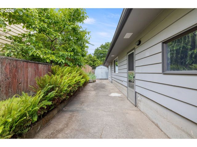 2251 Ne 132ND Ave, Portland, OR 97230