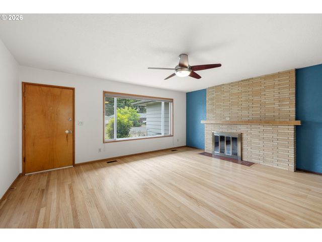 2251 Ne 132ND Ave, Portland, OR 97230