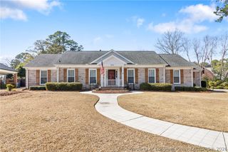 402 Thorncliff Drive, Fayetteville, NC 28303