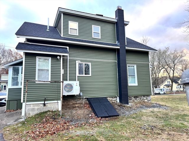 9 Idalla Ave, Worcester, MA 01606