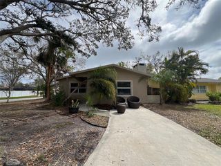 4247 HELENA STREET NE, St Petersburg, FL 33703