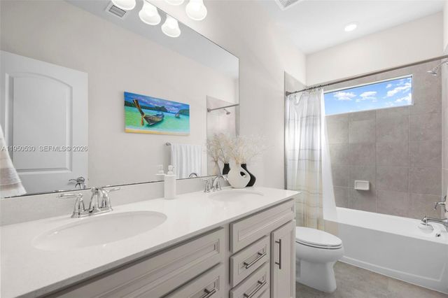 2121 S Appleton Cir S, Oakland Park, FL 33309