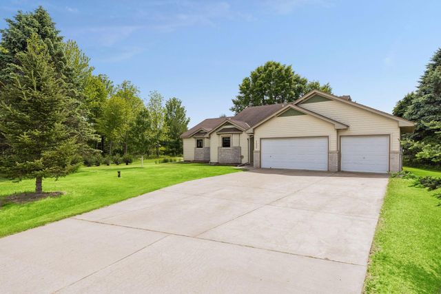 21030 W Linwood Drive NE, Wyoming, MN 55079