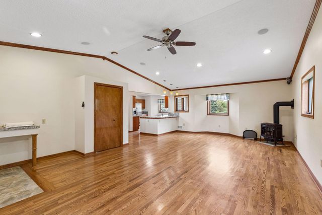 21030 W Linwood Drive NE, Wyoming, MN 55079