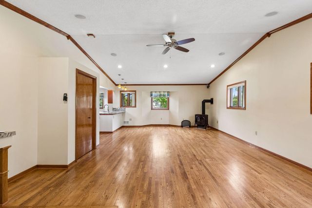 21030 W Linwood Drive NE, Wyoming, MN 55079
