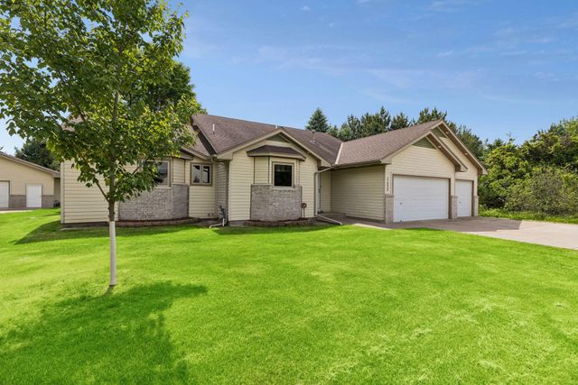 21030 W Linwood Drive NE, Wyoming, MN 55079