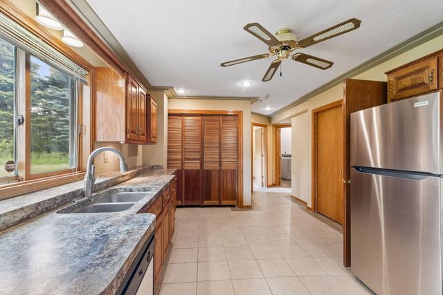 21030 W Linwood Drive NE, Wyoming, MN 55079
