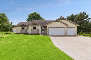21030 W Linwood Drive NE, Wyoming, MN 55079