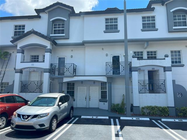925 NW 82nd Avenue 116A, Miami, FL 33126
