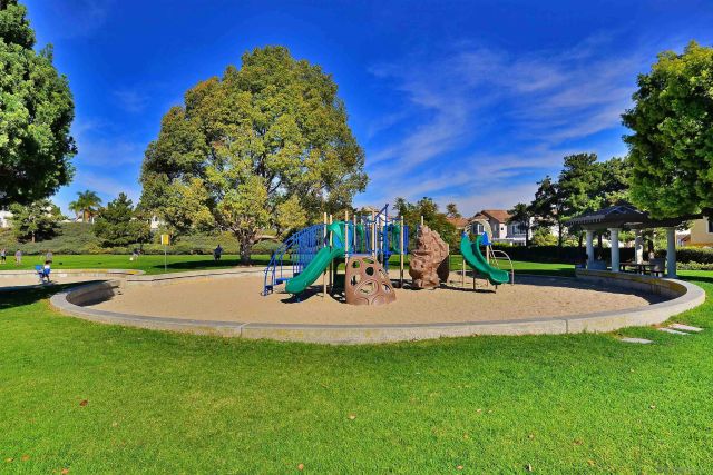 1220 La Vida Ct, Chula Vista, CA 91915