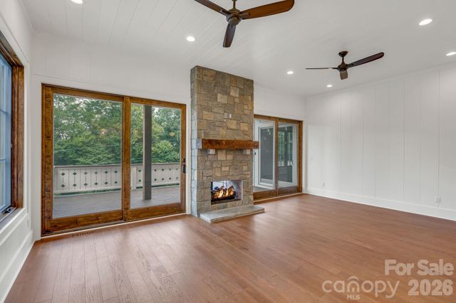 253 Old Boone Road, Blowing Rock, NC 28605