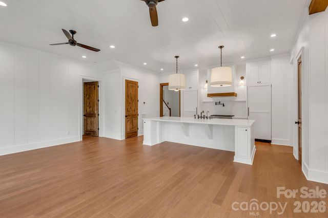 253 Old Boone Road, Blowing Rock, NC 28605