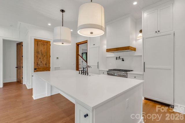 253 Old Boone Road, Blowing Rock, NC 28605