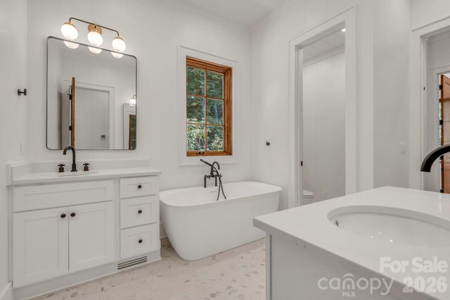 253 Old Boone Road, Blowing Rock, NC 28605