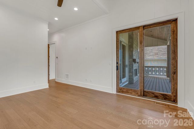 253 Old Boone Road, Blowing Rock, NC 28605