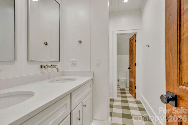 253 Old Boone Road, Blowing Rock, NC 28605