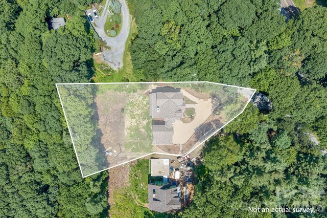 253 Old Boone Road, Blowing Rock, NC 28605